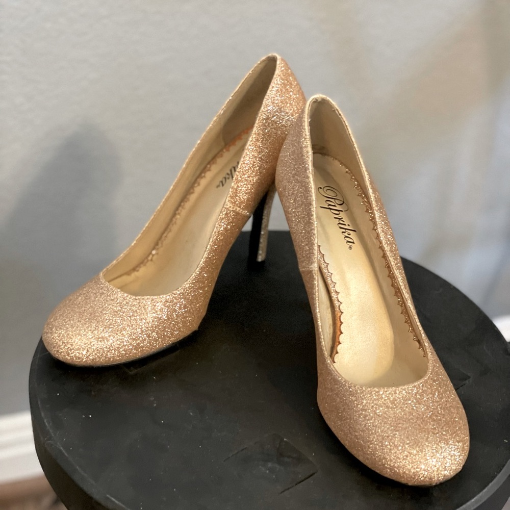 Beautiful 4”heels